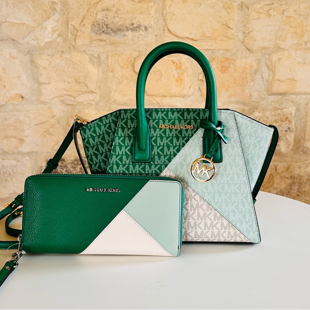 Michael Kors Green And White Women's Bag Set